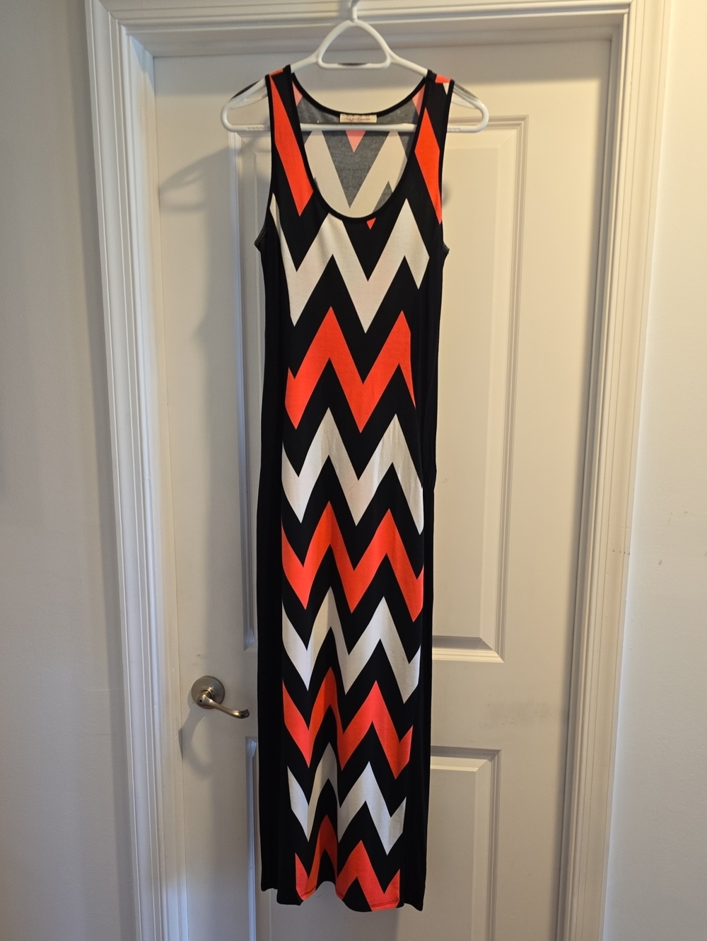 Love Blossoms Sleeveless Chevron Maxi Dress in Black, White & Coral